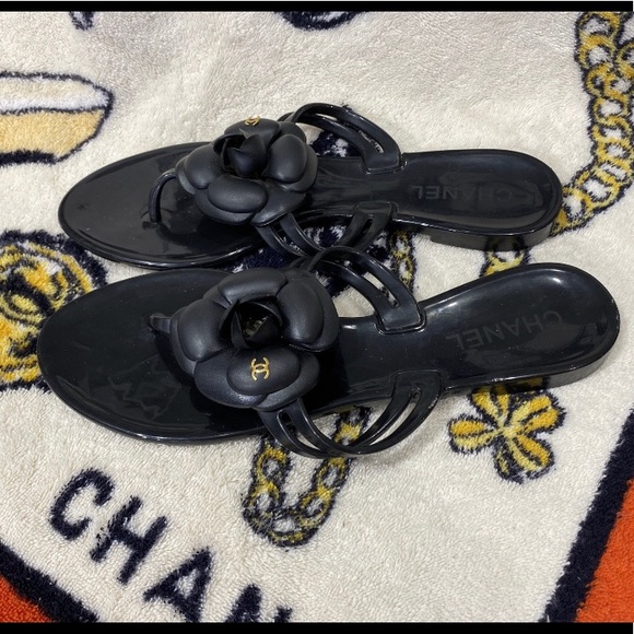 Authentic Chanel black jelly camellia sandals 39 - Picture 2 of 6